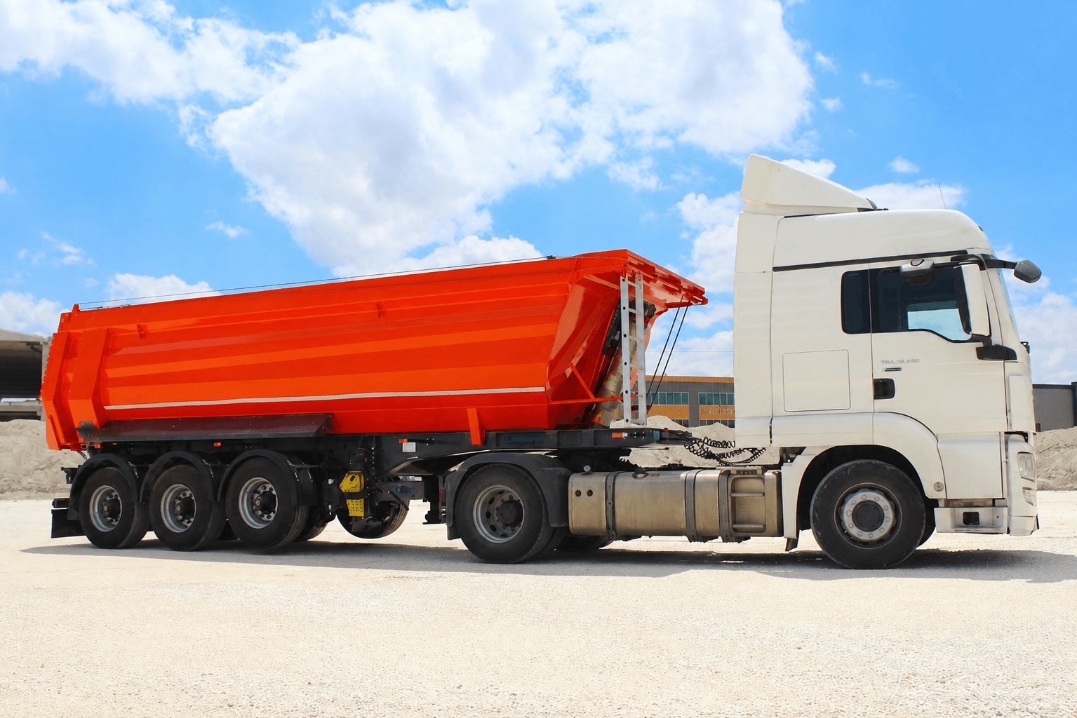 3-Axle Single Tire Tipper
